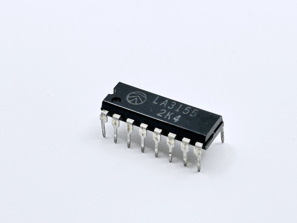 LA3155 Sanyo 2-Channel 9V Equalizer Amplifier DIP-16