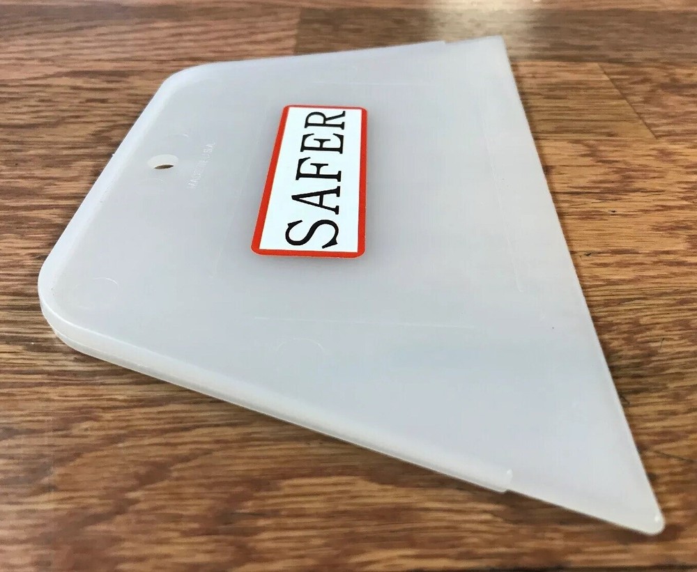 Plastic Smoother 8”