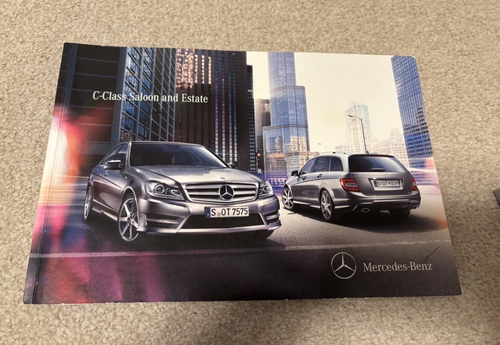 Mercedes C-Class C-220 Owner Manual Bundle plus Leather Case