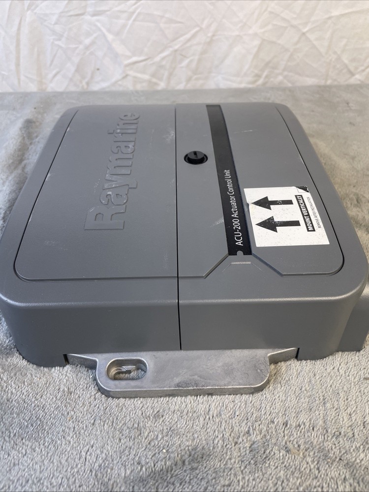Raymarine ACU-200 Autopilot Computer E70099 Unit Only