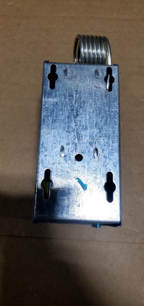 Line Volt Mechanical Tstat for Heat/Cool; 24-600