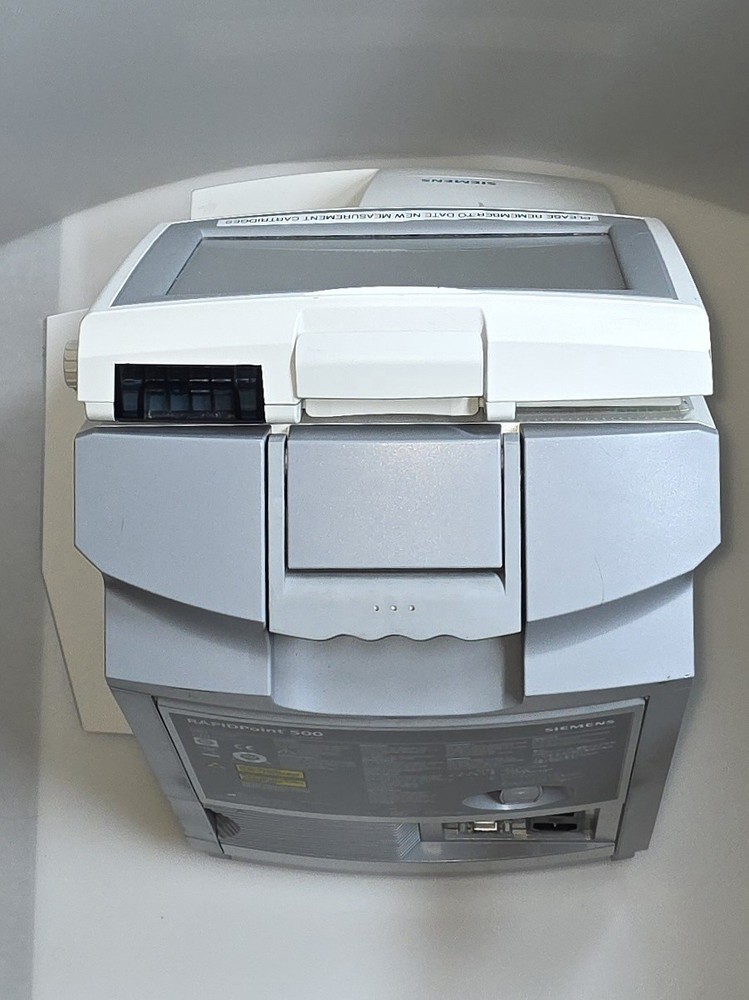 Siemens - RAPIDPoint 500 - Blood Gas Analyzer Bar Code Reader Touchscreen LCD