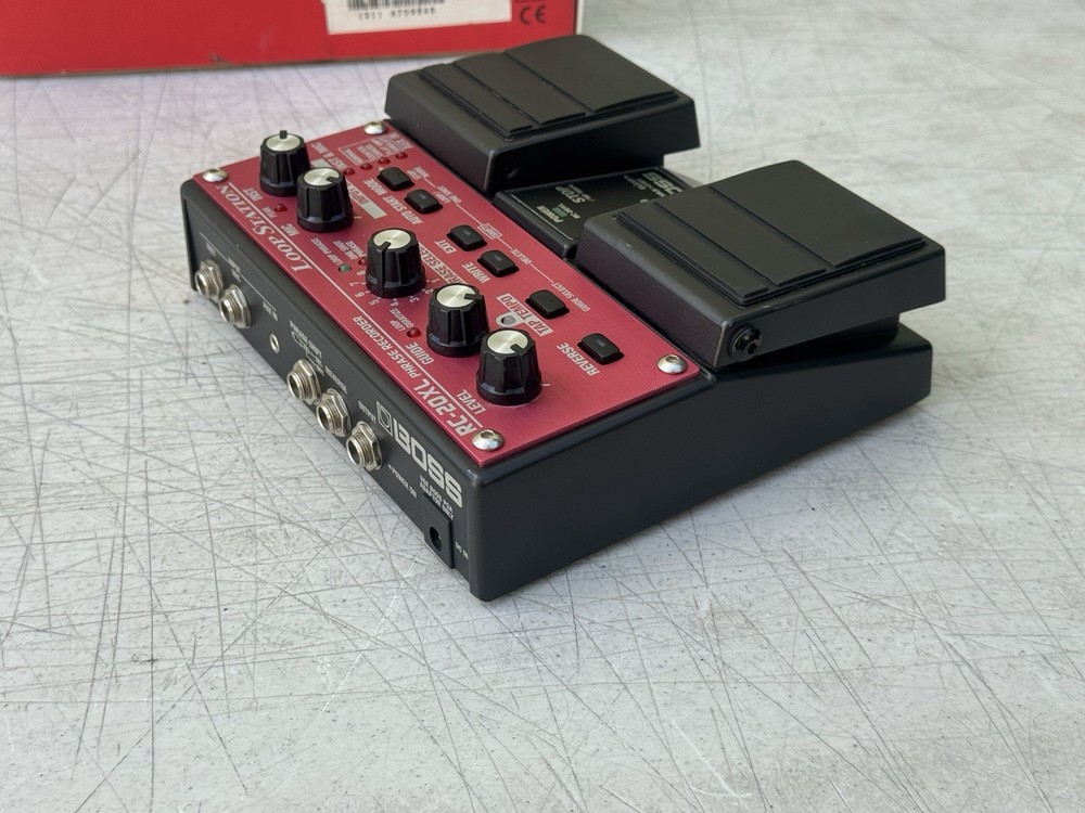 Boss RC-20XL Loop Station Phrase Recorder Sampler Pedal CIB