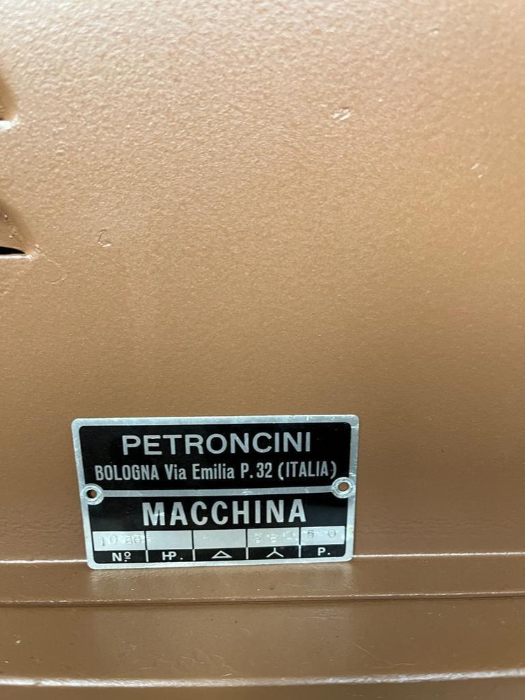 Petroncini industrial coffee grinder