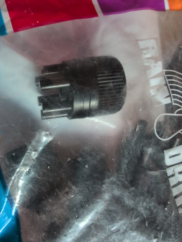 Raindrop Multiplex Dripper Assembly For 1/2" Riser 144010