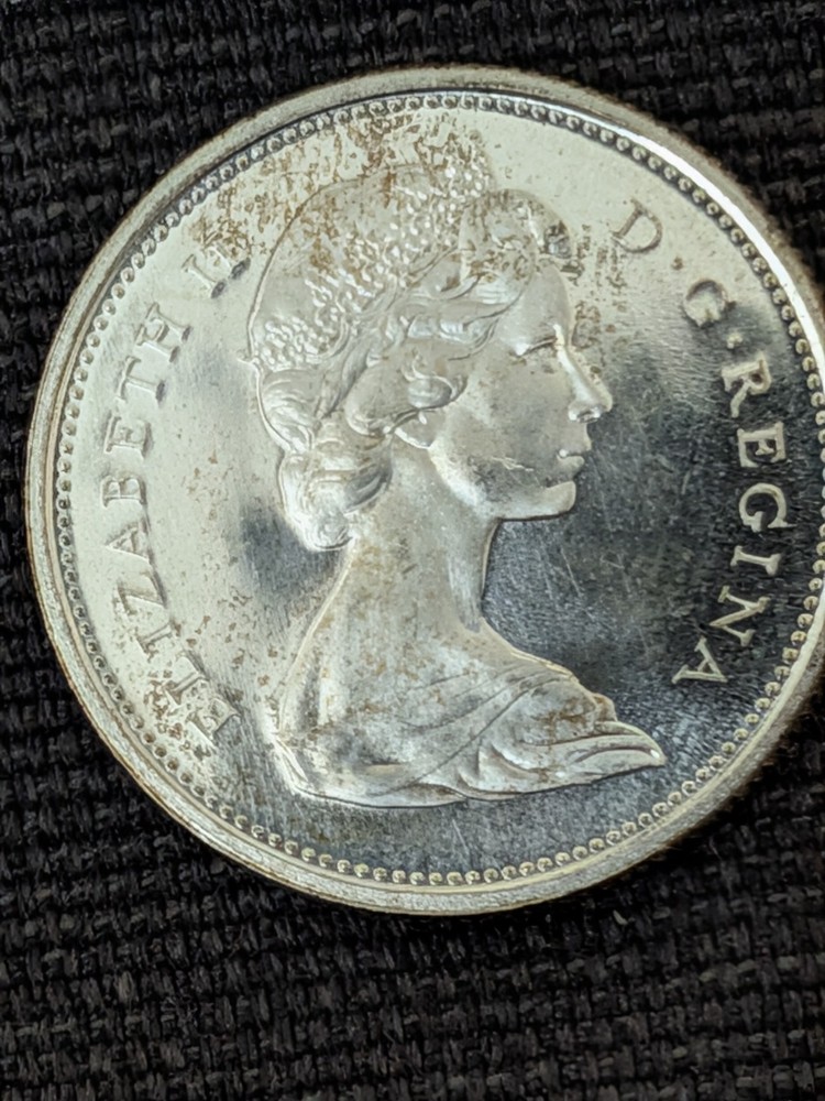 Quantity (2} 1968 Canadian Silver Quarter As Shown, Read Description