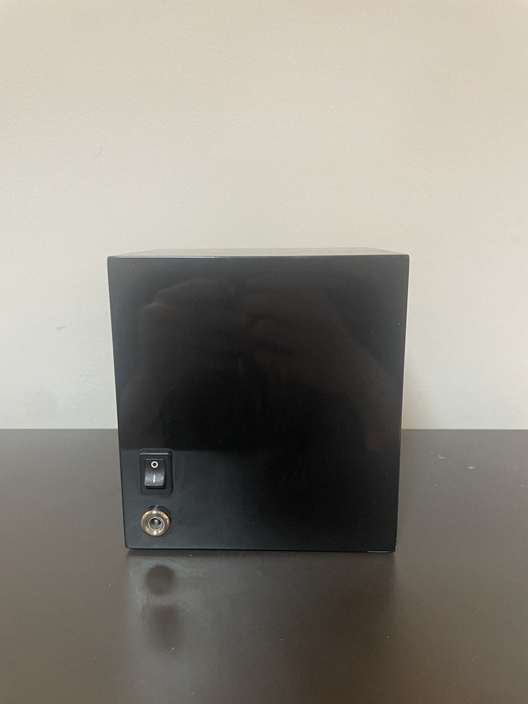 WOLF Watch Winder Black Lacquer, Dual Powered, Tested And Working, Like New