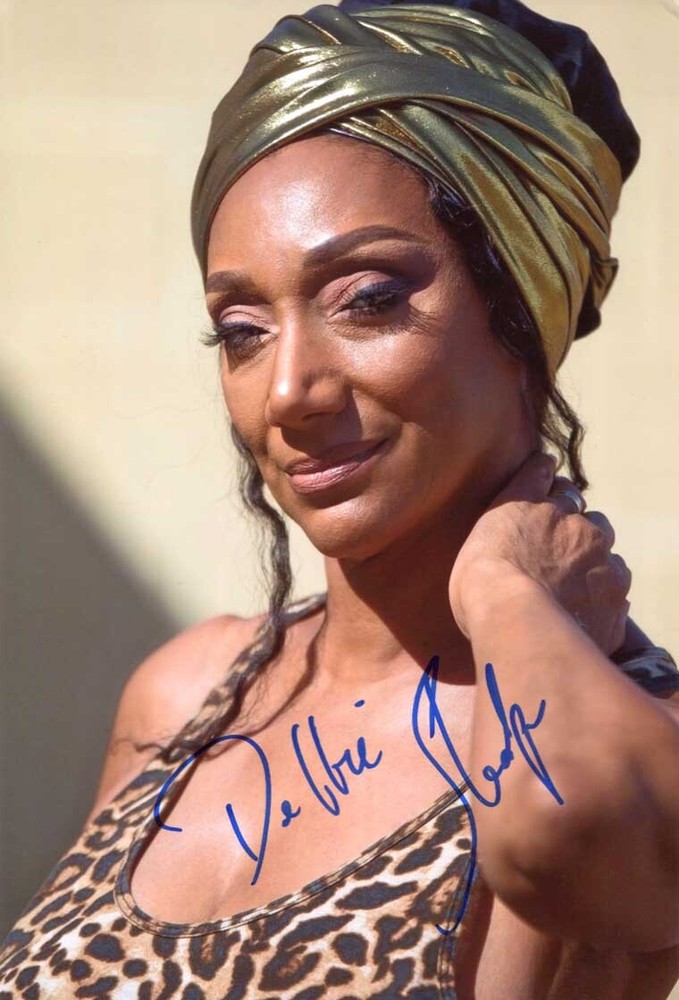 Debbie Sledge Autograph