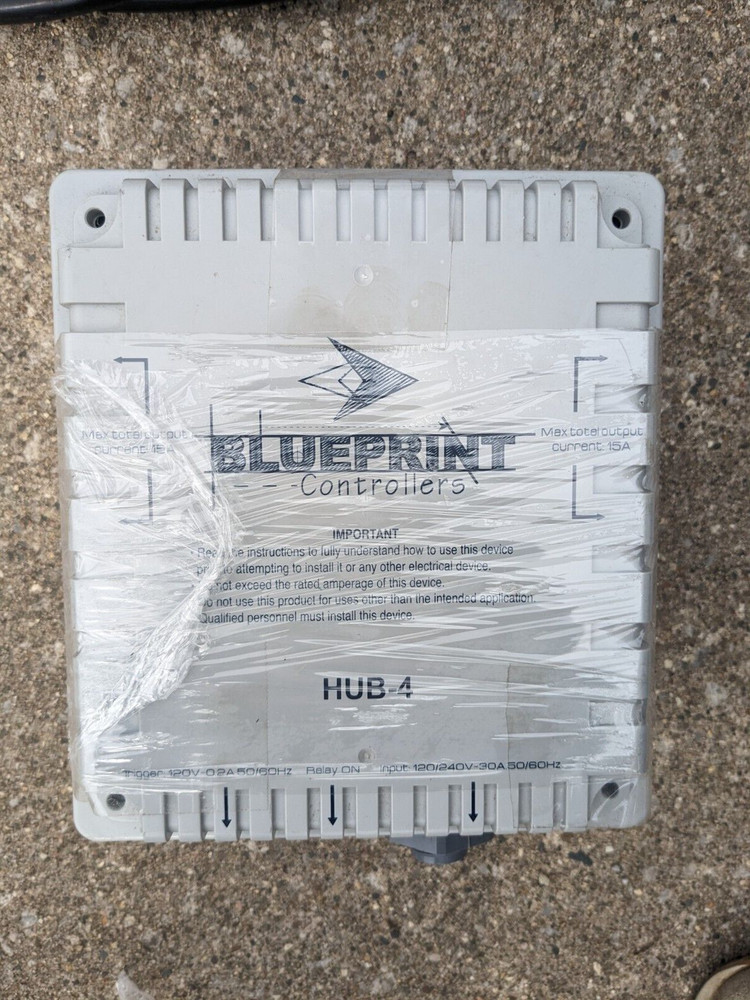 BLUEPRINT CONTROLLERS HID HUB 4 Site Lighting Controller, HUB-4