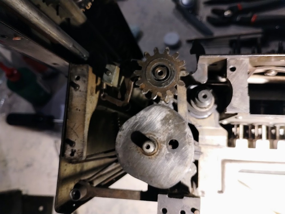 Antique fully working 1918 Monroe Calculator Model G / Adding Machine