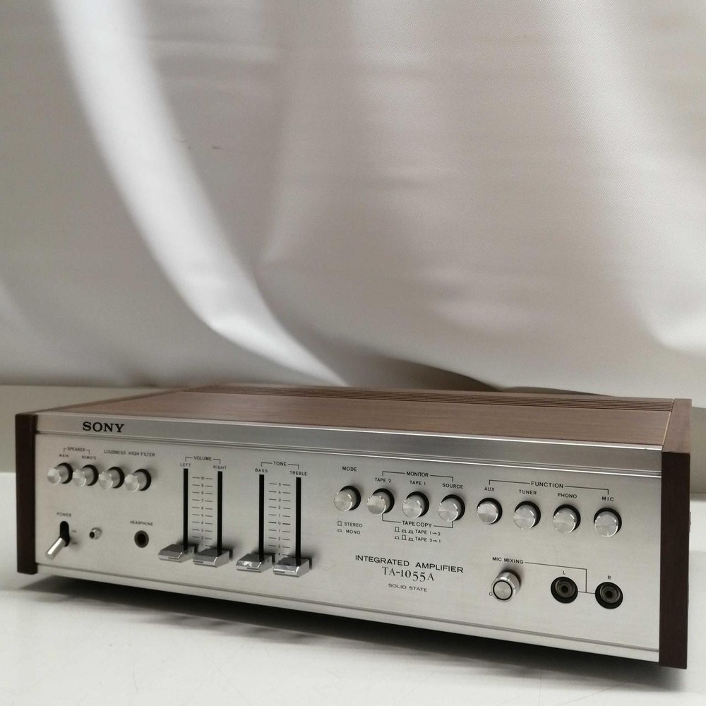 SONY TA-1055A integrated amplifier Junk #BE11957