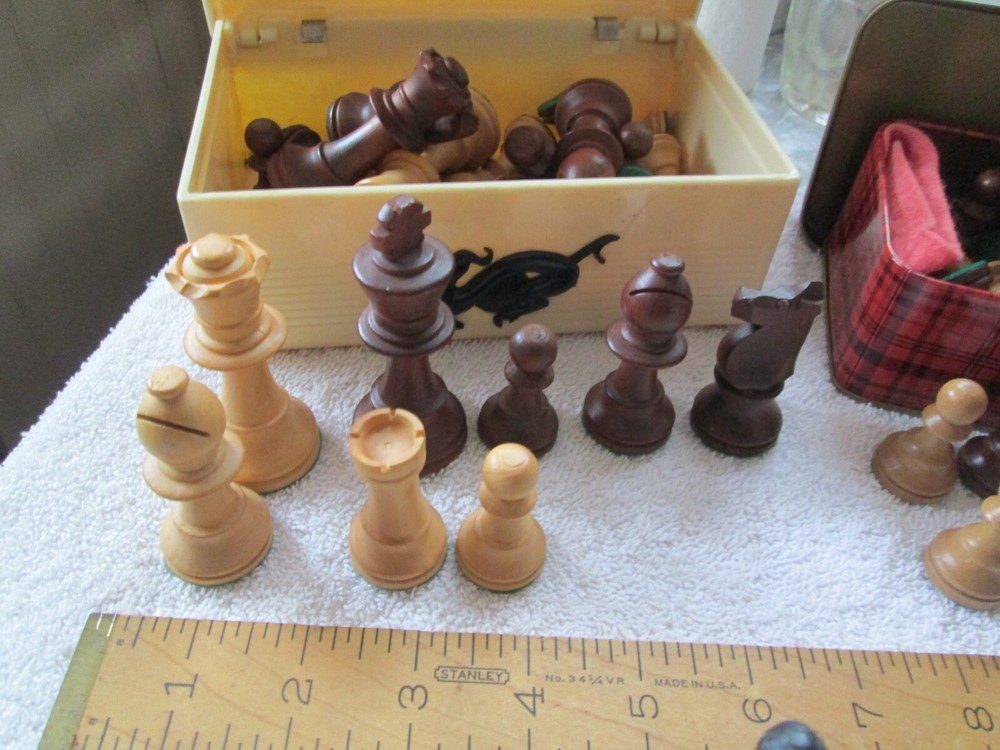 5 Chess Sets - All Complete Except for 1 - Exc. Cond