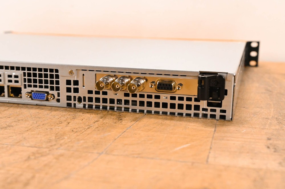 LiveU LU2000 Dual HD Output Decoder Server CG01T4X