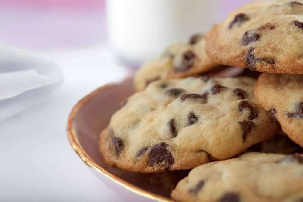 2 Hershey's Zero Sugar Chocolate Baking Chips 8 oz Bags