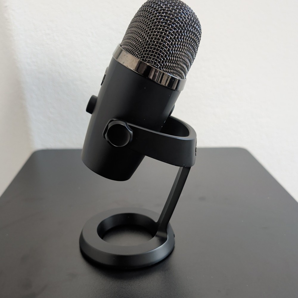 Logitech G Blue Yeti Nano USB Microphone | Black