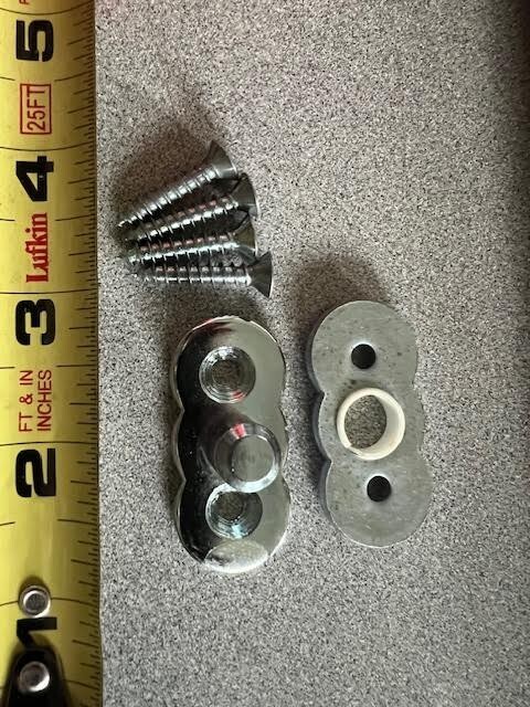 BOMMER DOUBLE ACTING CENTER PIVOT SET WITH FASTENERS