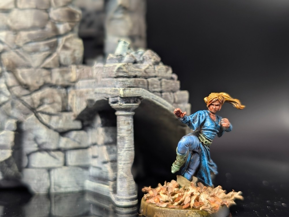 Well painted ruined tower d&d miniatures terrain