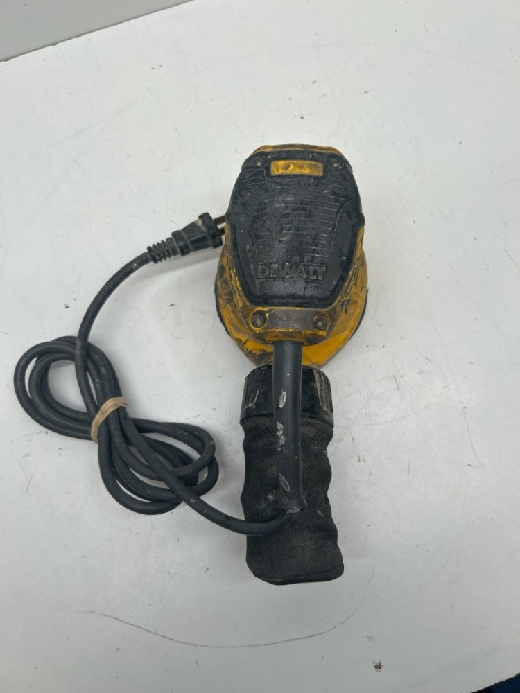 DEWALT DWE6421 (P28017433)