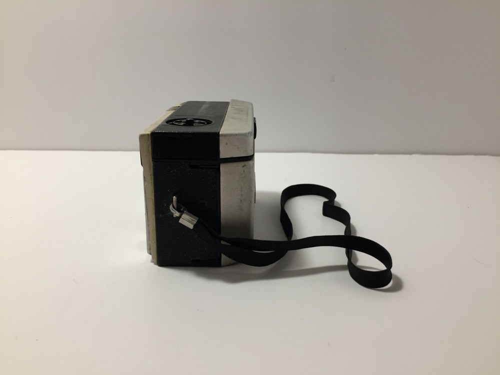 Kodak Instamatic 104 Camera Untested 1960's Vintage