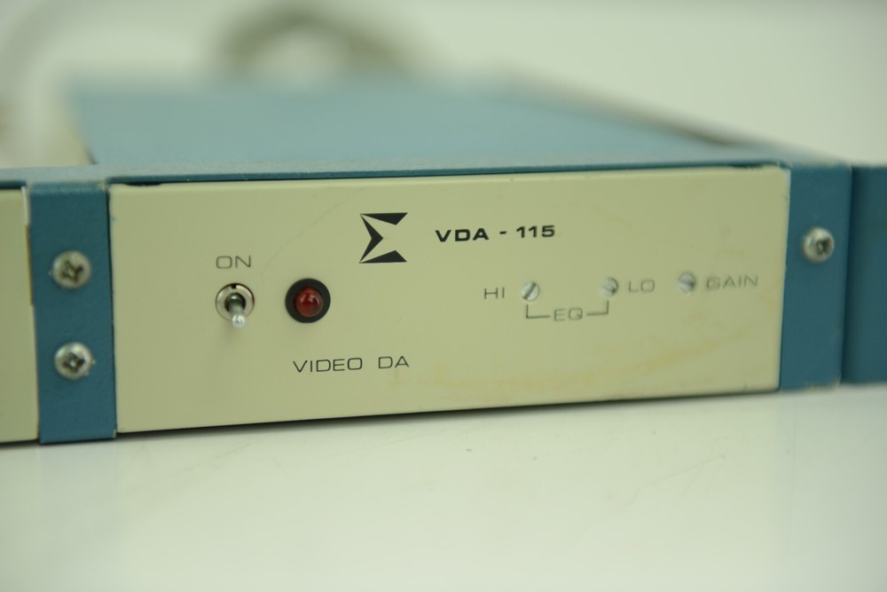 Sigma Electronics ADA-105 Audio DA & VDA-115 Video DA