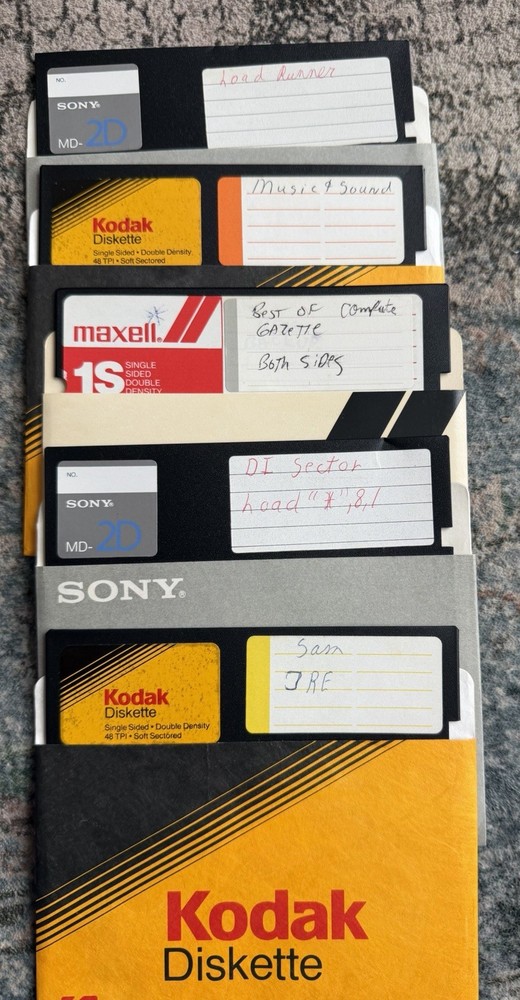 Commodore 64 C64 Mixed Floppy Disk Lot Software Utilities Music & Blank Media