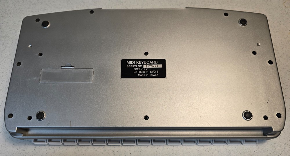 M-Audio Midiman Oxygen 8 25 key Controller MIDI - Keyboard Controller USB