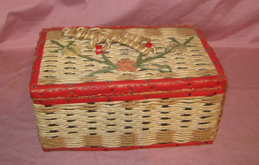 VINTAGE SEWING BOX-WOVEN RAFFIA WITH SATIN LINING-1960's