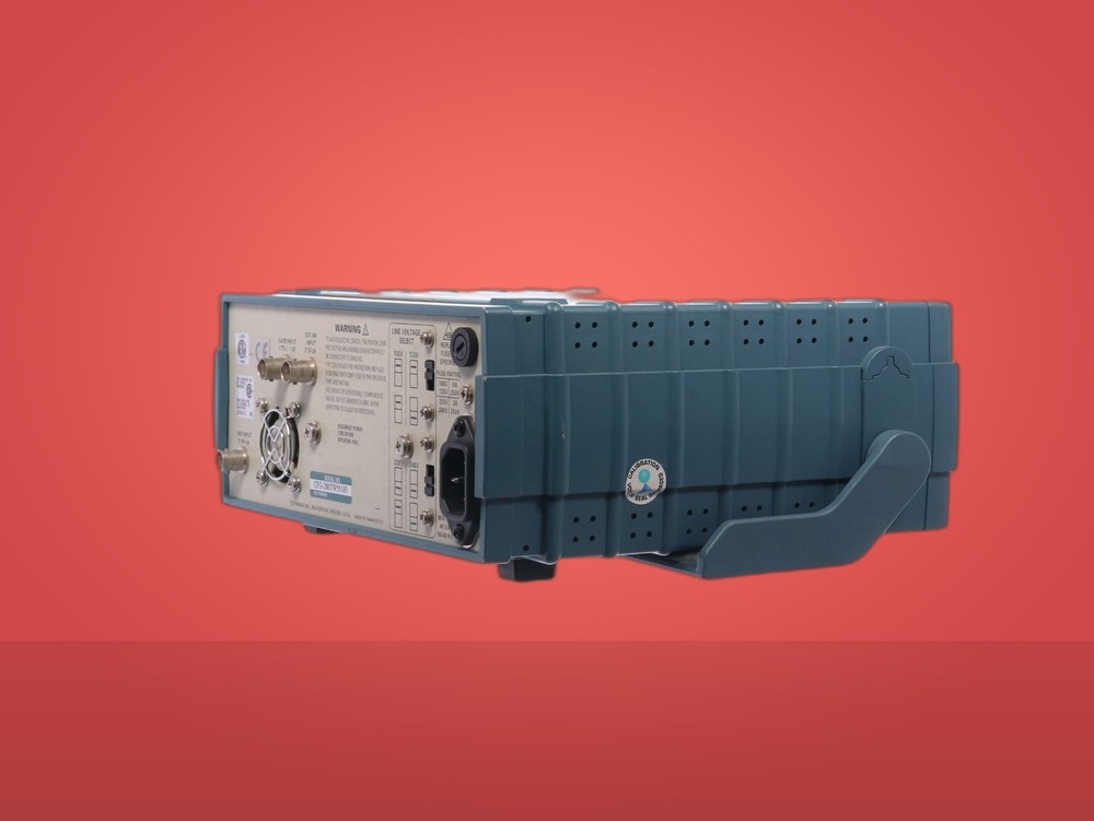 Tektronix CFG280 Function Generator