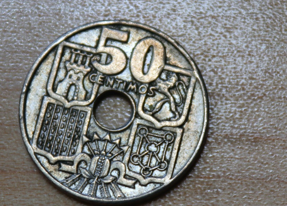 1949 62 Spain 50 Centimos Anchor