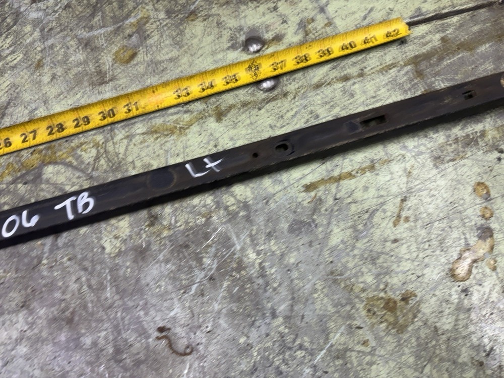 02-09 Trailblazer Left Drivers Side Luggage Rack Rail 65”