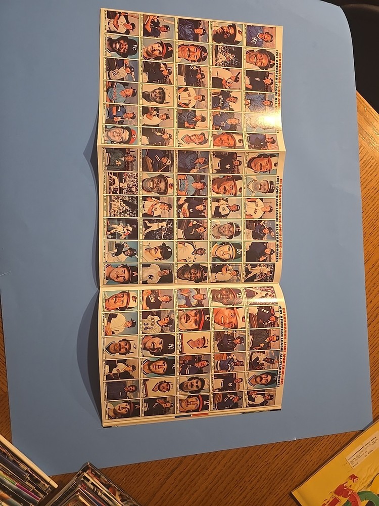 1982 MLB All Star Game OFFICIAL PROGRAM NEAR MINT Condition w/Inserts