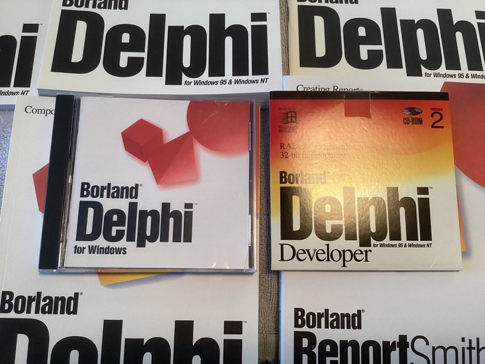 Vintage software developer Borland Delphi version 2 ,manuals etc.