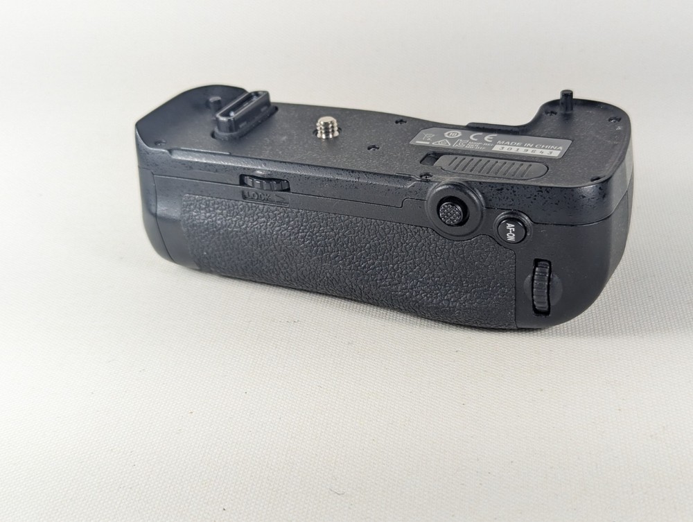 Nikon MB-D17 Multi Power Battery grip