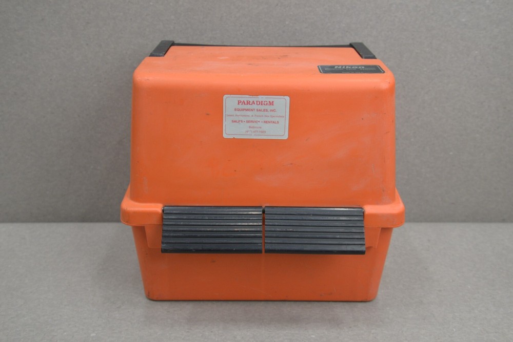 Nikon NL-300E Laser Level