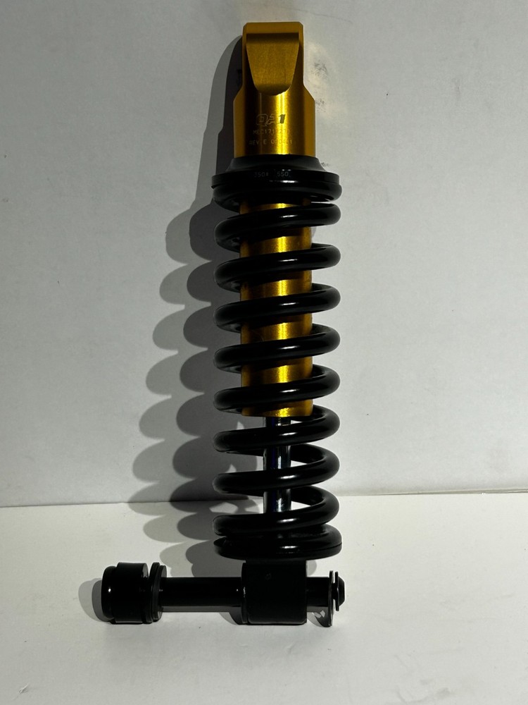 Quantum Edge 3 Gas Shock/Spring #MEC1712278 (Single Shock)