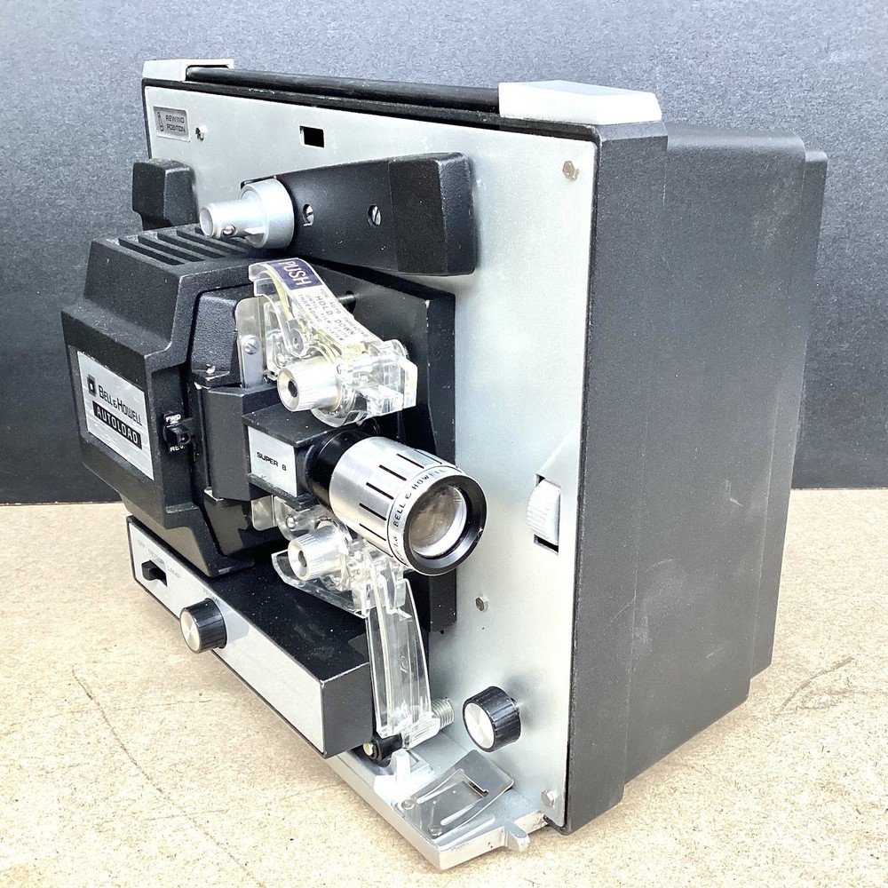 Bell & Howell Autoload Projector 461A Super 8 Untested