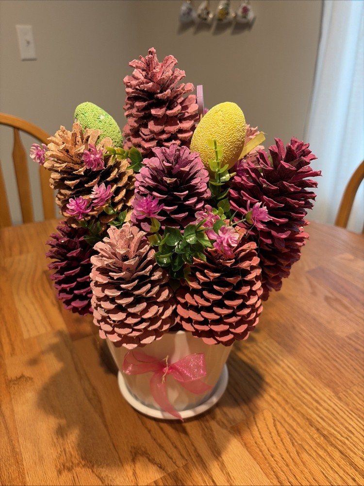 Easter Bouquet 15 cones (only) Assorted sizes/sticks/glitter