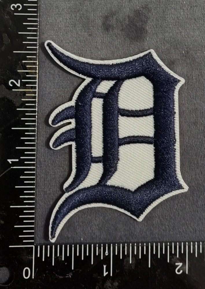 DETROIT TIGERS IRON ON EMBROIDERED PATCH
