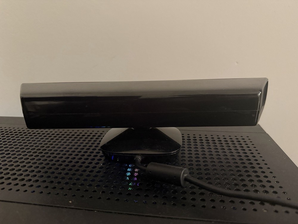 Microsoft Xbox 360 Kinect Motion Sensor Camera, USB Wired, Glossy Black