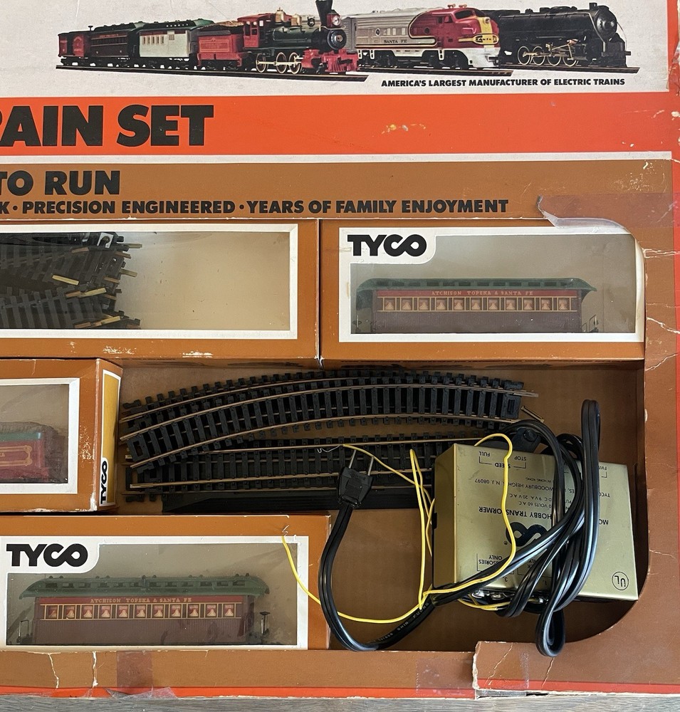 Tyco ho scale electric train set no. 7319