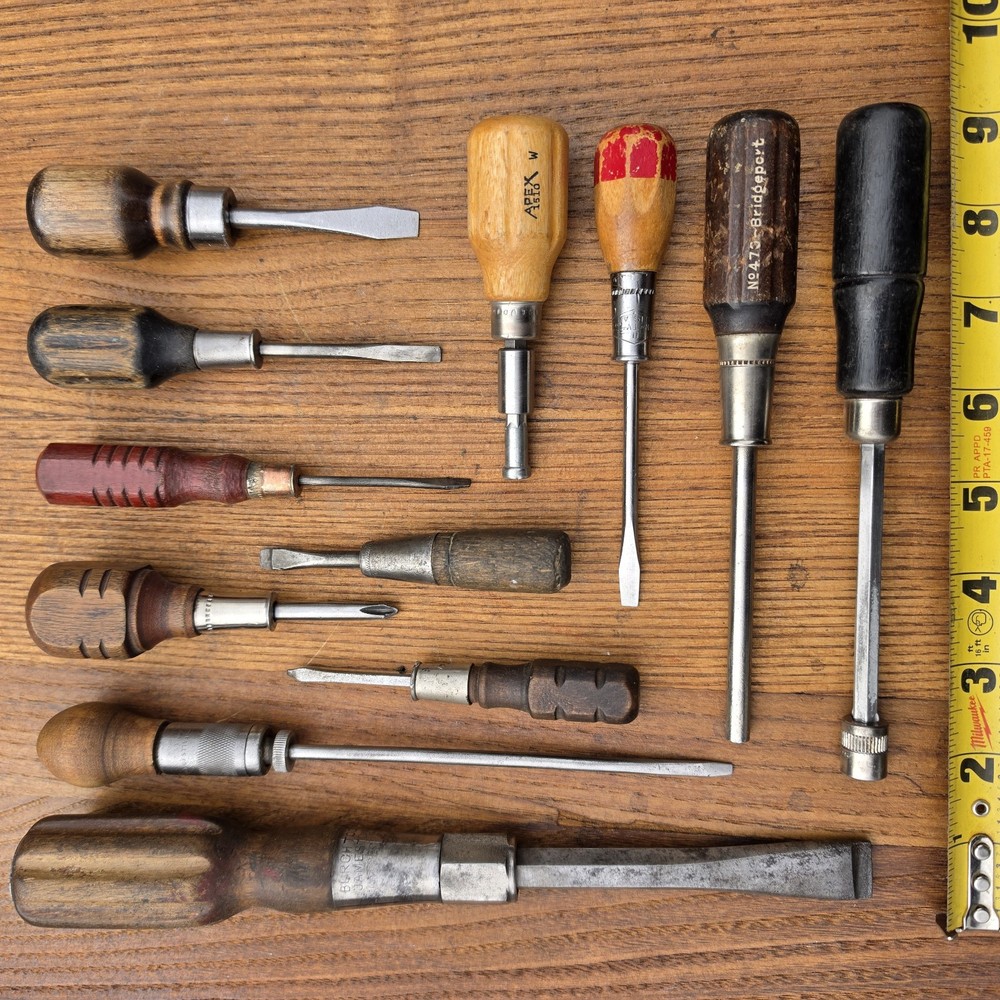 Antique Wooden Handle Screwdrivers Lot Tools