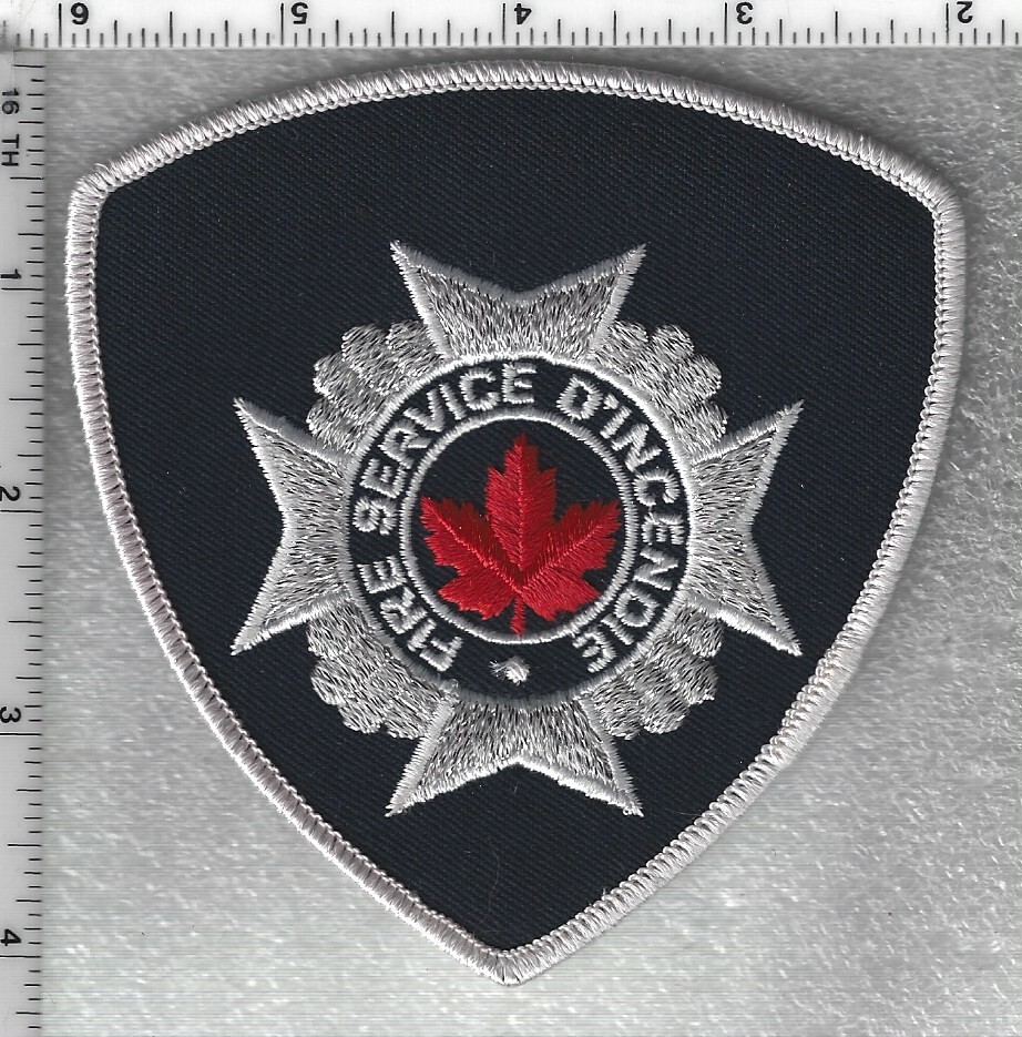 Fire Service D'Incendie  (Canada)  Shoulder Patch