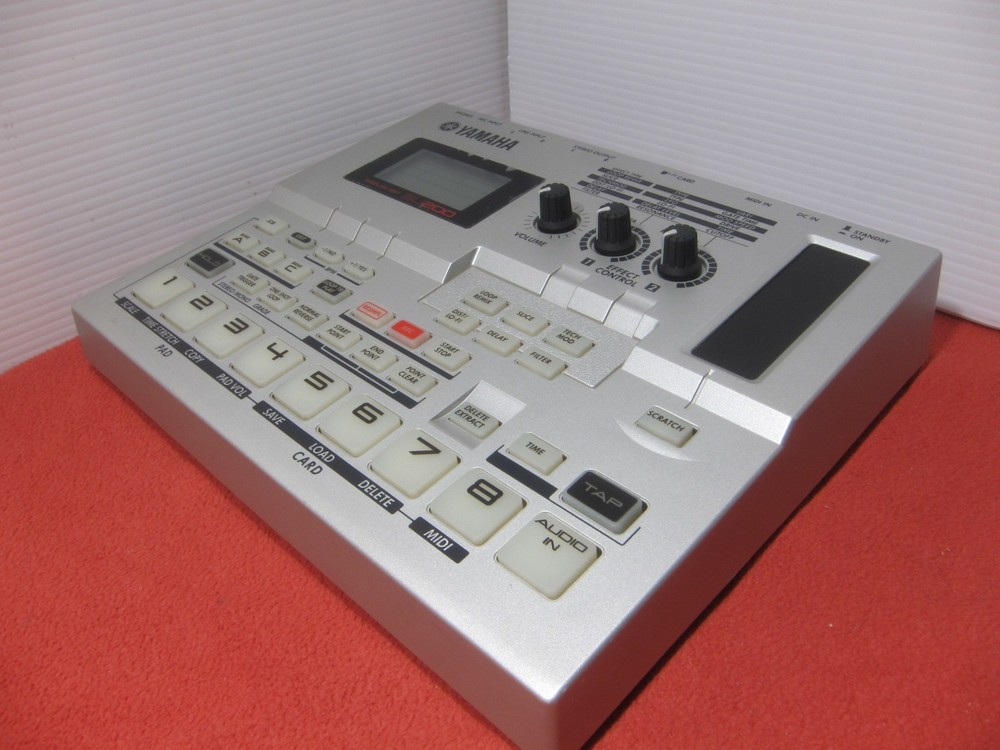 Yamaha SU200 Sampling Unit Loop Sampler Very Good Tested w/ power supply, 128MB