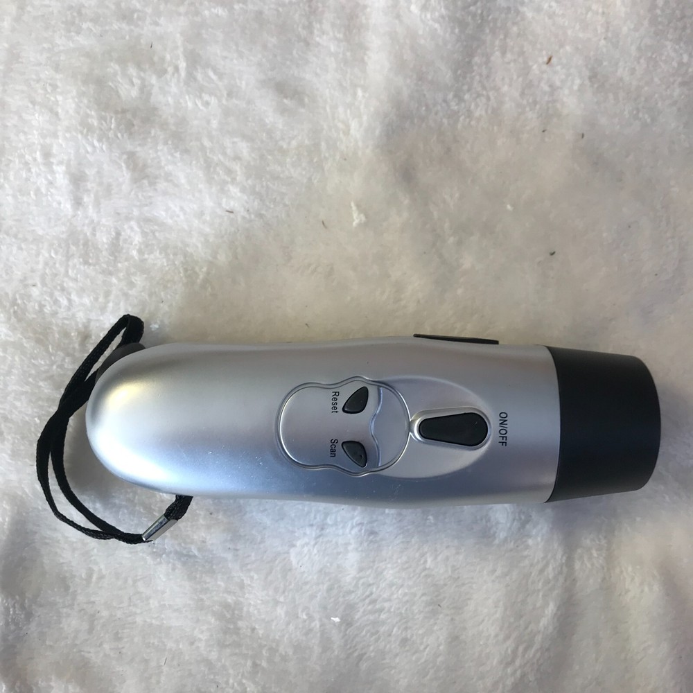 avon hand crank multi task tool - 2007 - voltage output 6v