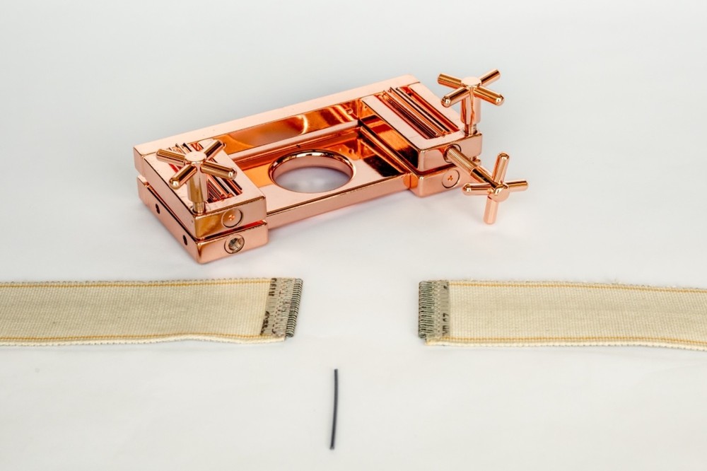 Belt Puller , Stretching tool , Conveyor , Laundry Folder. Limited space access