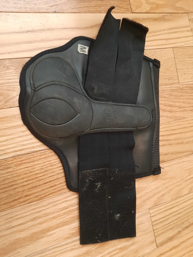 miller's black Roma leather brushing/splint front boots Medium