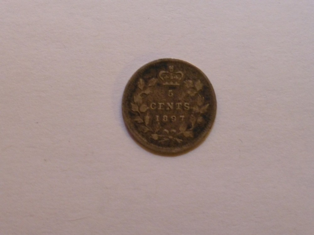1897 - Slender 8 Canadian 5 Cent Silver in F Condition