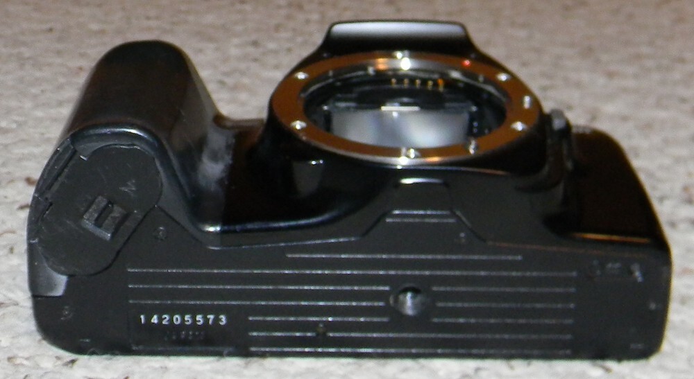 Minolta: Maxxum 3000i Camera Body - TESTED / WORKING