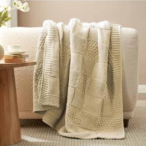 Amélie Home Chenille Knit Throw Blanket for Couch, Checkered Texture