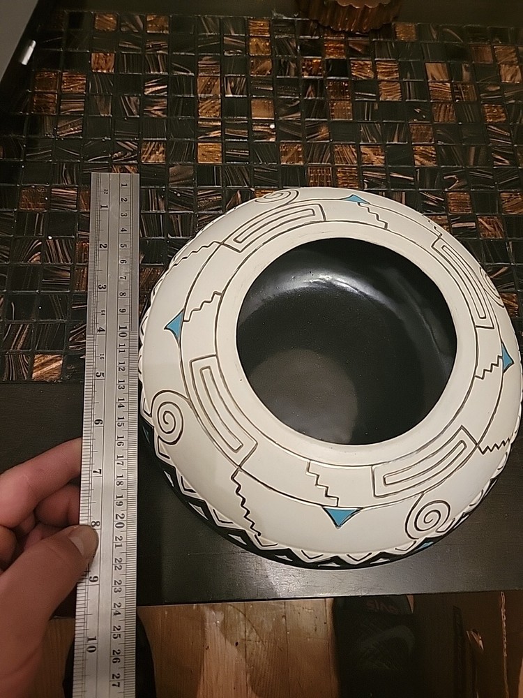 Sioux pottery One Of A Kind